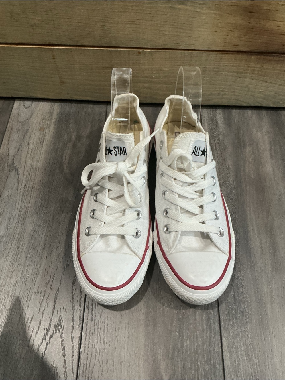White Converse Low Top All Stars Women's Sz 8 - Picture 2 of 6